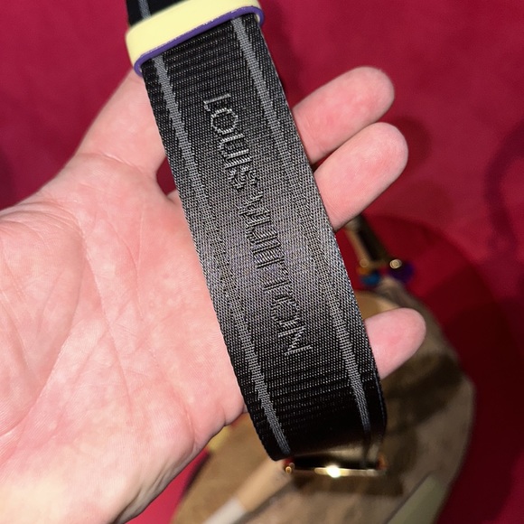 Louis Vuitton Limited Edition Creme Monogram Underground Messenger Bag - Picture 11 of 16